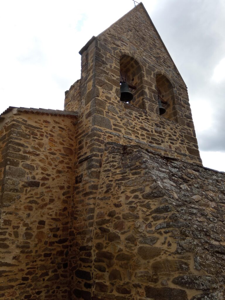 Subida al campanario de la Iglesia de Santiago, Otero de Bodas