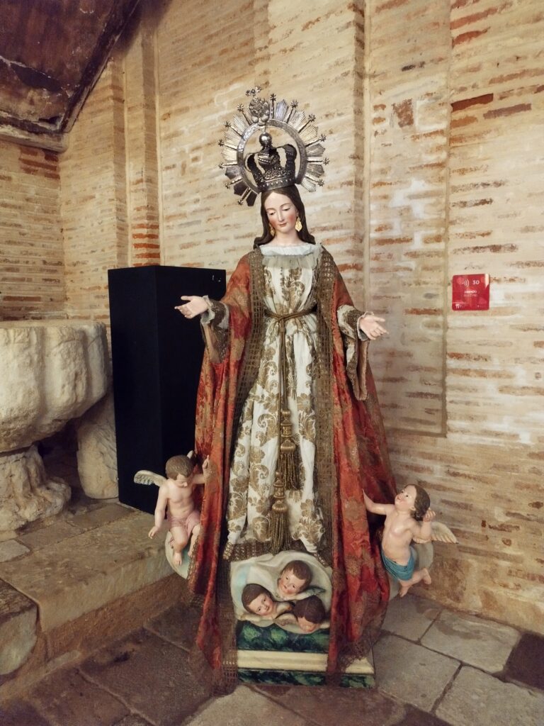 Virgen del amor Hermoso, Toro
