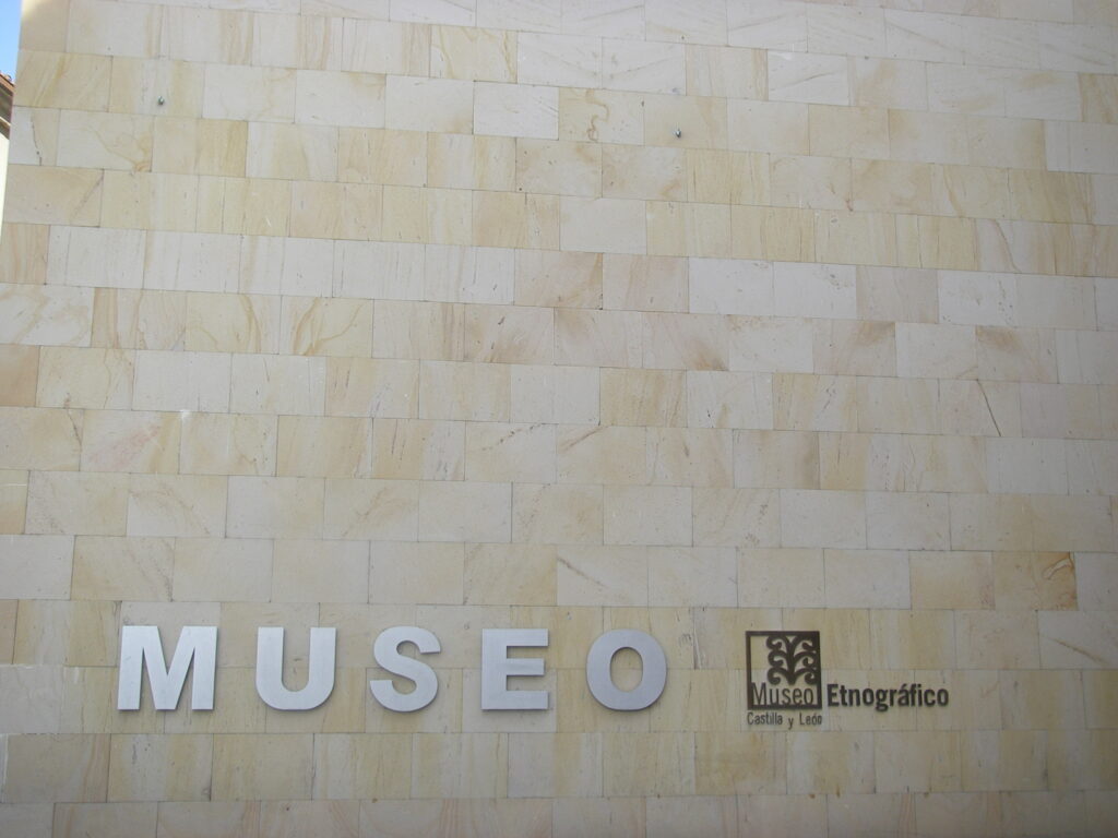 museo etnográfico de castilla y leon