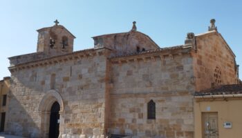 El Espíritu Santo, un templo, un barrio y sus procesiones.